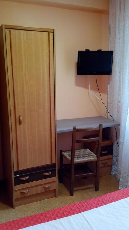 Pension Las Palmeras Лалин Экстерьер фото
