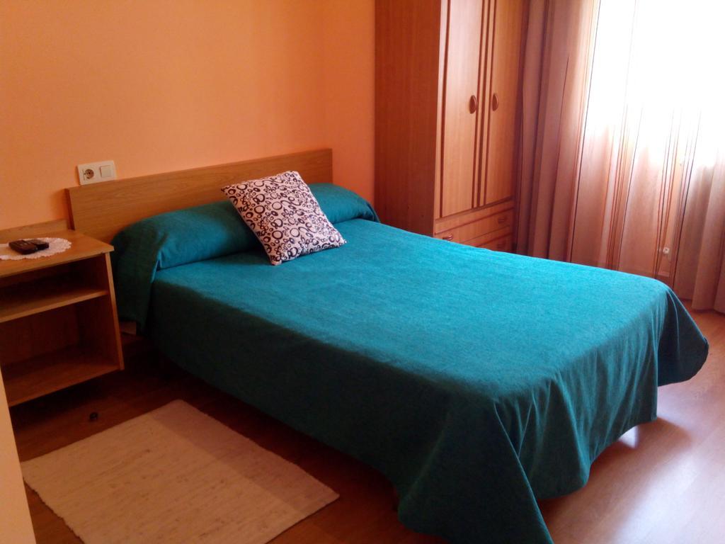 Pension Las Palmeras Лалин Номер фото